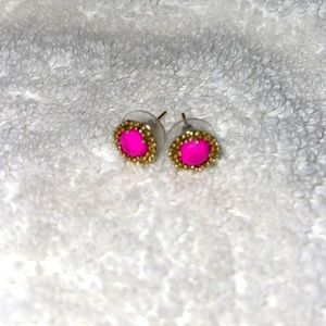 Kendra Scott hot pink magenta earrings